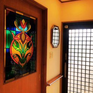 佐々木整体治療院の施術室へのドア
